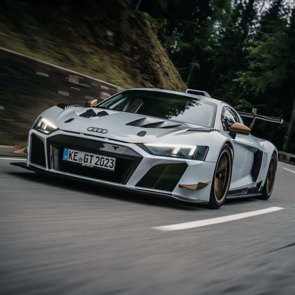 HYPEBEASTさんのインスタグラム写真 - (HYPEBEASTInstagram)「@hypedrive: German auto-tuning company @abt_sportsline has revealed its latest creation, the ABT XGT @audi R8 — a street-legal expression of the LMS GT2. ⁠ ⁠ Notably, the XGT underwent an extensive two-year development process at the ABT factory in Kempten. It emerges as a road-legal racing car, boasting a 5.2L V10 FSI engine with an impressive 640 hp and a weight of just over 3,000 lbs. Production examples of the vehicle will be limited to 99 units, each of which will be a bespoke rendering based on client requests.⁠ ⁠ For everyday usability, the XGT includes a series fuelling system, modified instrument cluster, handbrake, central locking, reversing camera and immobilizer. The control panel, adapted for road use, controls electrically adjustable exterior mirrors, air conditioning and indicators.⁠ ⁠ Priced at $655,061 USD, the street-legal supercar will be available in four color options, each handcrafted with various customization options. ⁠ Photo: ABT Sportsline」11月28日 4時30分 - hypebeast