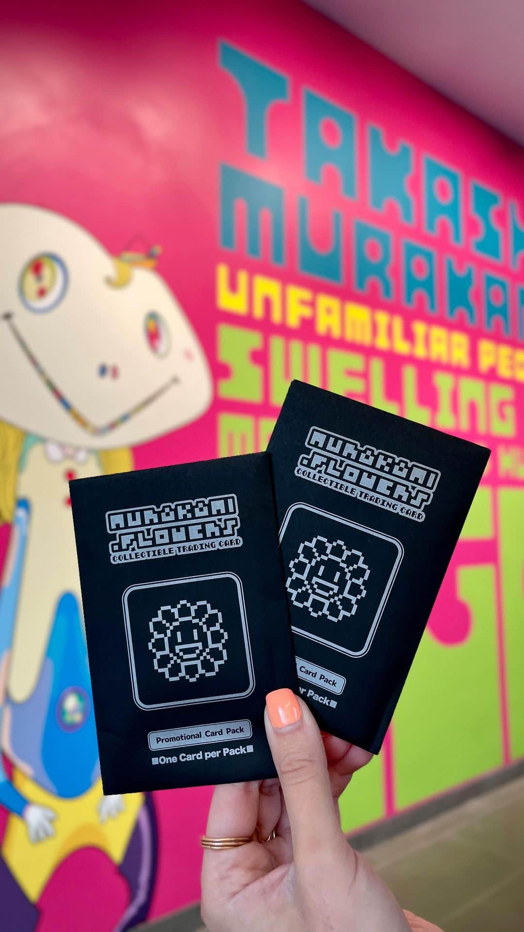 村上隆のインスタグラム：「Receive a free Murakami trading card with your #MurakamiMonsterized ticket purchase! 🌼#CyberMonday  To celebrate his spectacular first solo exhibition in San Francisco, receive a free Murakami trading card when you visit #MurakamiMonsterized on Monday, Dec. 11 and Thursday, Dec. 14! Don’t miss this chance to take home a collector’s item from Takashi Murakami.  🎟️Exhibition tickets are available NOW at asianart.org. ‌ Please note: One gift per person, per paid adult ticket (or one gift per membership) to “Murakami: Monsterized” on Dec. 11, 2023 or Dec. 14, 2023. The recipient must personally present their ticket at the museum to receive the card. Child and youth tickets are not eligible for this offer. Supplies are limited; purchase of a “Murakami: Monsterized” ticket does not guarantee purchaser will receive a card.」