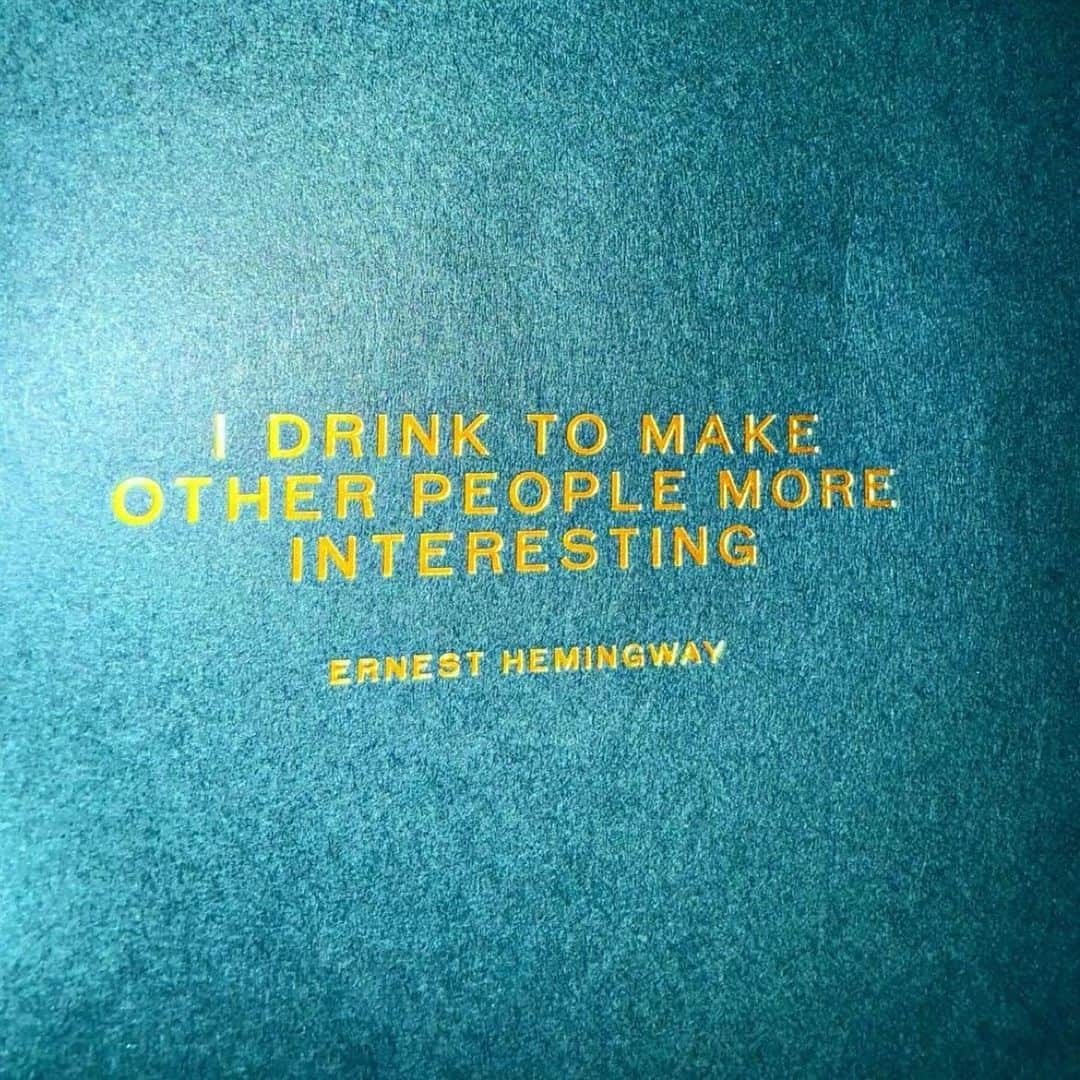 ロン・パールマンさんのインスタグラム写真 - (ロン・パールマンInstagram)「To my dear friend @nicholastabarrok. Who needs no external aids to remain infinitely interesting. And yet the sharing of libations is pure joy.」11月28日 4時51分 - perlmutations