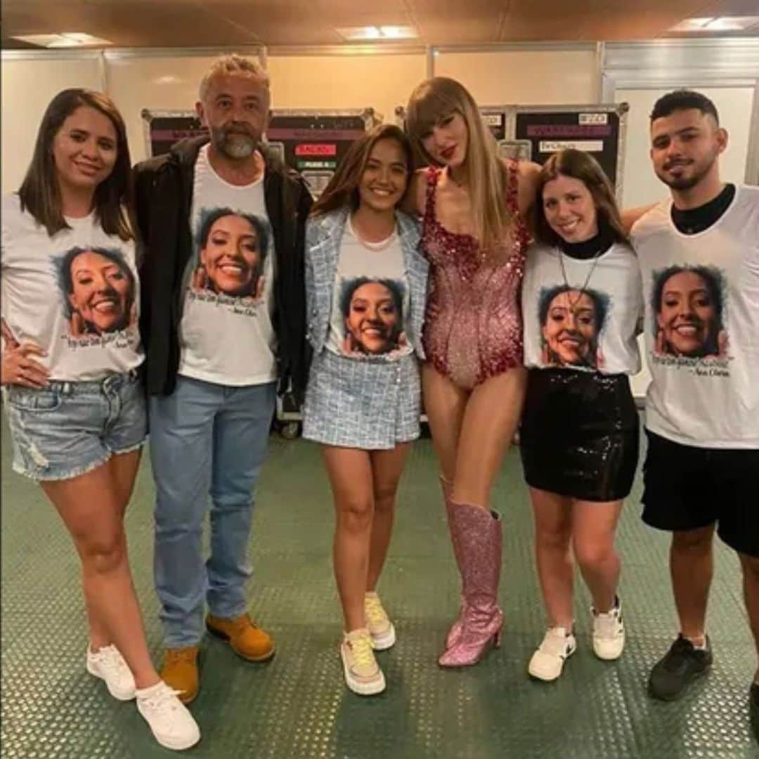 Despierta Americaのインスタグラム：「@taylorswift invita a los familiares de la fan fallecida debido a la ola de calor en Brasil y les da trato VIP.」