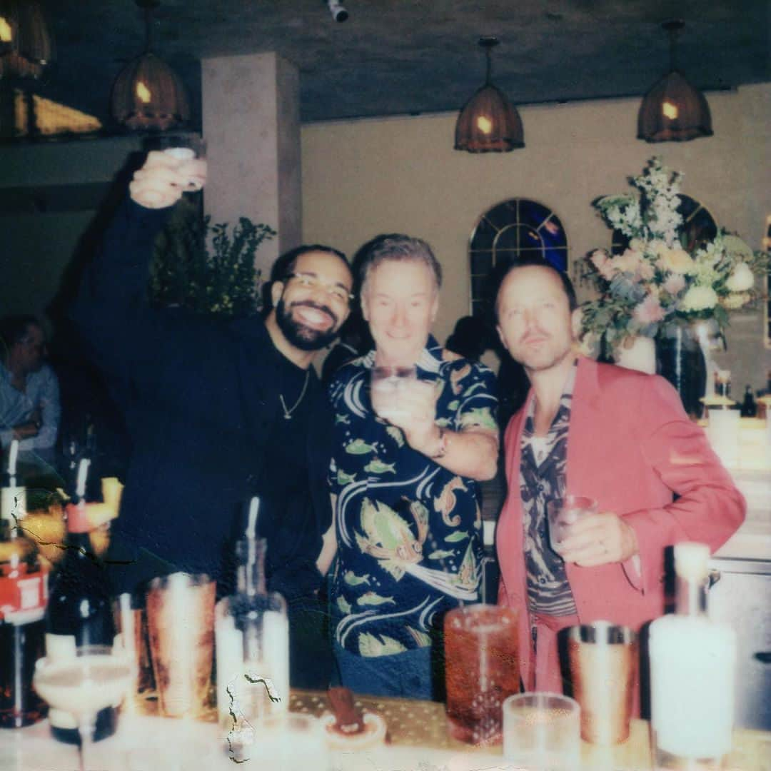 オールセインツさんのインスタグラム写真 - (オールセインツInstagram)「@aaronpaul wearing the Raides Suit to Drake’s bday party is our roman empire.  (btw it’s 30% off rn).」11月28日 6時00分 - allsaints