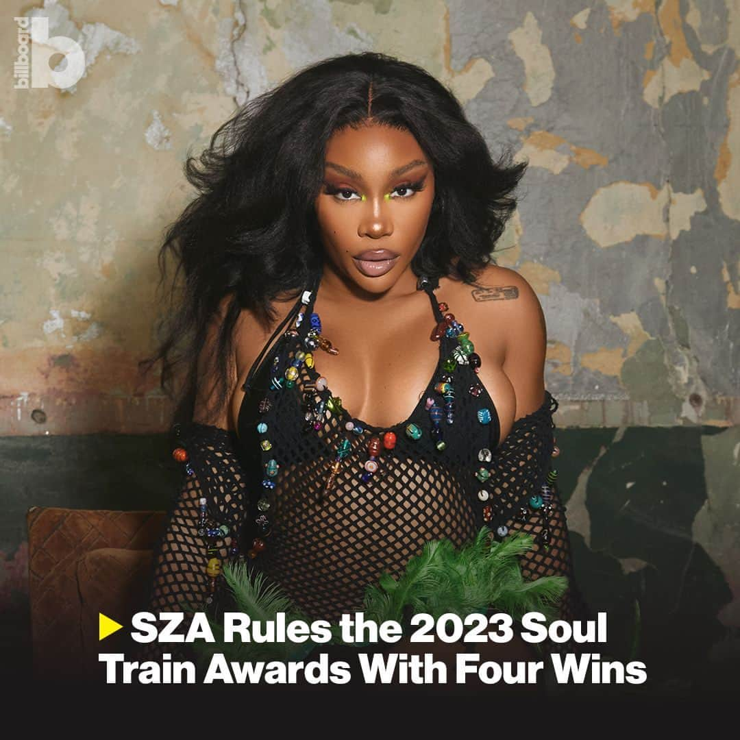 Billboardのインスタグラム：「SZA was the top winner at the 2023 #SoulTrainAwards, where she took home four awards for best R&B/soul female artist, album of the year for SOS, and both song of the year and the Ashford & Simpson songwriter’s award for “Snooze.” 🏆⁠ ⁠ This is the sixth consecutive year that a female solo artist has won album of the year at the Soul Train Awards, and the second time SZA has won best R&B/soul female artist; she previously won in 2017.⁠ ⁠ Check out the full list of winners at the link in bio.」