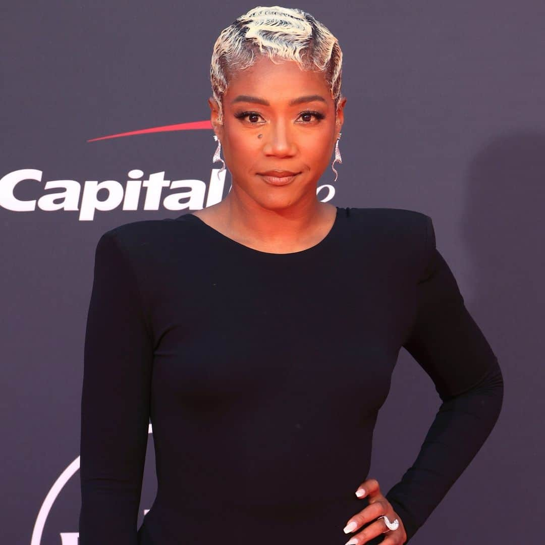 Us Weeklyのインスタグラム：「Tiffany Haddish has broken her silence about receiving her second DUI for allegedly falling asleep at the wheel. See her response at the link in bio. (📸: Getty)」