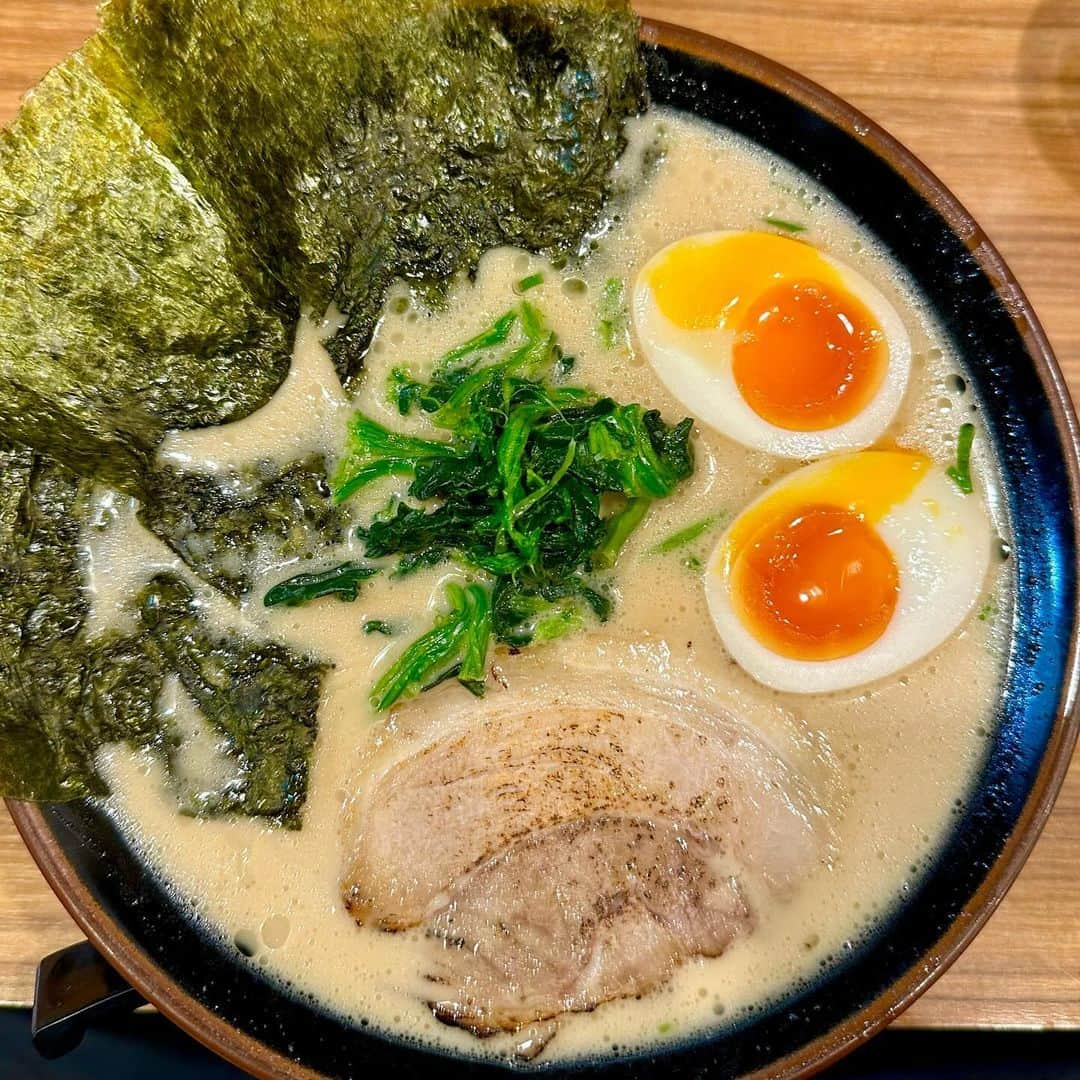 Yusukeのインスタグラム：「うまかった🍜🥹  #ラーメンが好き #ラーメン #家系ラーメン #家系ラーメン松田家」