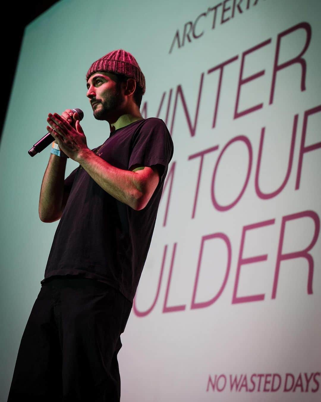 アークテリクスさんのインスタグラム写真 - (アークテリクスInstagram)「As our Winter Film tour continues, we are reflecting on our latest stop in Boulder, Colorado, last week! A sold-out crowd packed the iconic Boulder Theater to experience our Winter Films, local projects, and a special performance from @wearedwllrs.  The night gathered friends from all corners of our community, with a group of our global athletes in attendance.  Tickets remain for a Winter Film Tour stop near you. Visit the link in bio to reserve your seat.  #NoWastedDays  📸: @mthurk」11月28日 6時24分 - arcteryx