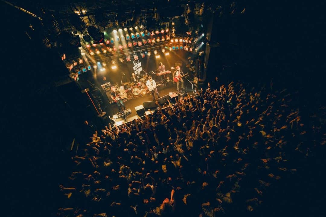go!go!vanillasのインスタグラム：「2023.11.27 大分 DRUM Beｰ0  DREAMS TOUR 2023-2024  ただいま大分！ 愛する地元と共に夢を見続けます！！  これからの10年、その先もよろしくお願いします！！  #DREAMSTOUR  photo by renzo masuda @renzo1101」