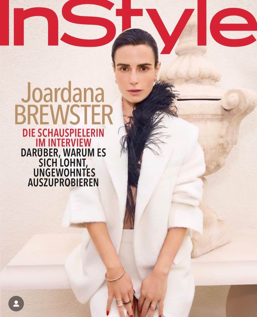 ジョーダナ・ブリュースターさんのインスタグラム写真 - (ジョーダナ・ブリュースターInstagram)「In Germany, my name has an extra “A” . Misspelling and all, I’m very stolz to be on the digital cover of @instylegermany」11月28日 7時23分 - jordanabrewster