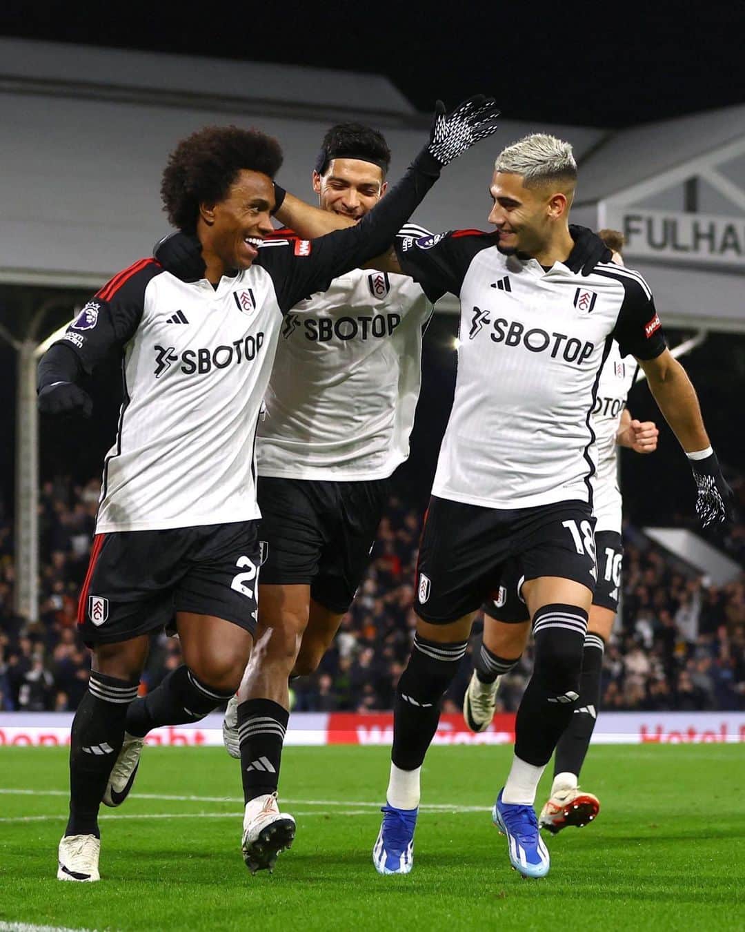 プレミアリーグのインスタグラム：「A tale of three penalties 🎯」
