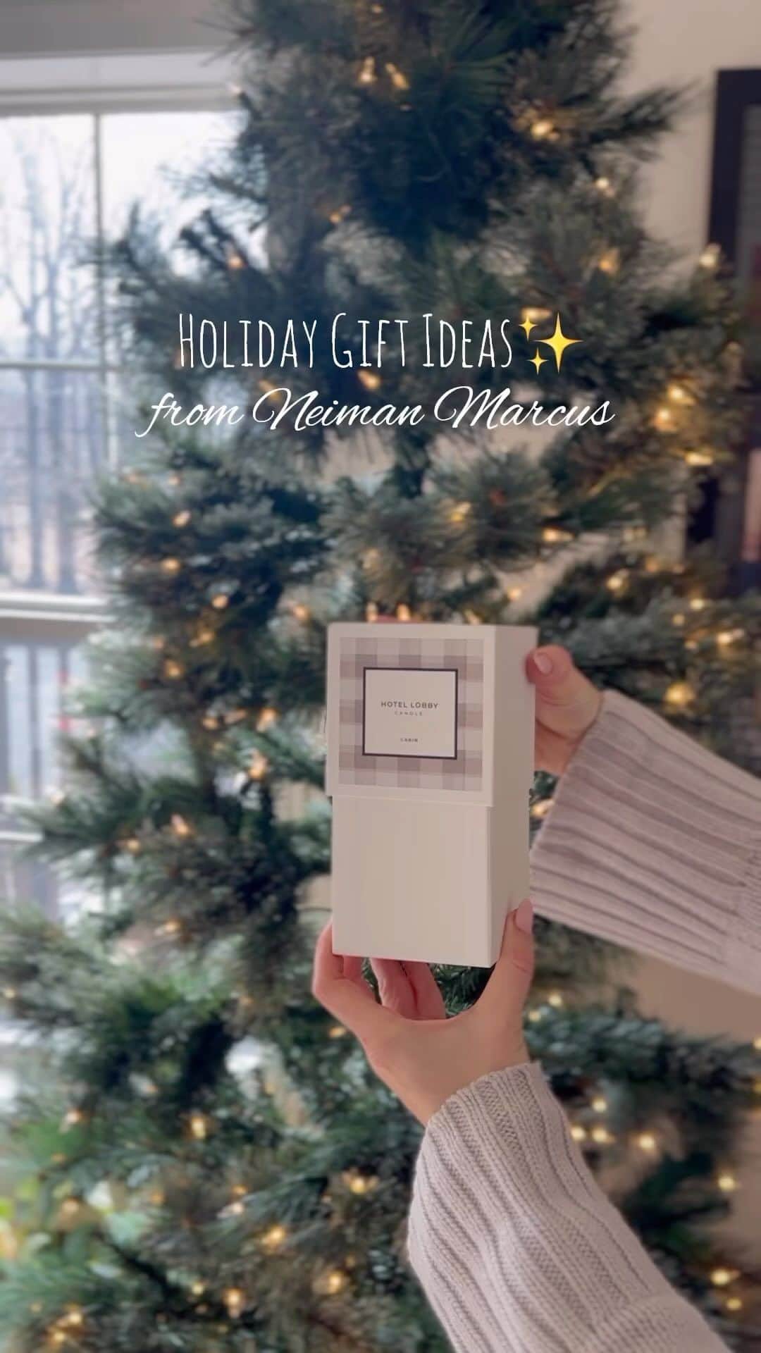 Helena Glazer Hodneのインスタグラム：「POV: you're stumped on what to get a few people in your life. Whether it's your boujee sister or MIL, a tech savvy friend or a coworker you know little about, I've rounded up a few of my personal favorites from @neimanmarcus that are sure to be a hit. #NeimanMarcusPartner #NeimanMarcusGiftGuide https://liketk.it/4padE」