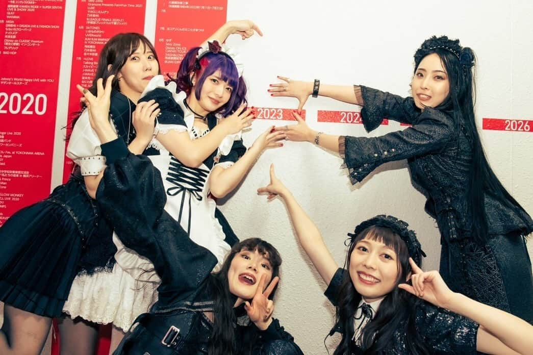 BAND-MAIDさんのインスタグラム写真 - (BAND-MAIDInstagram)「#bandmaid #yokohamaarena #横浜アリーナ photo by MASANORI FUJIKAWA」11月28日 8時07分 - bandmaid.jp