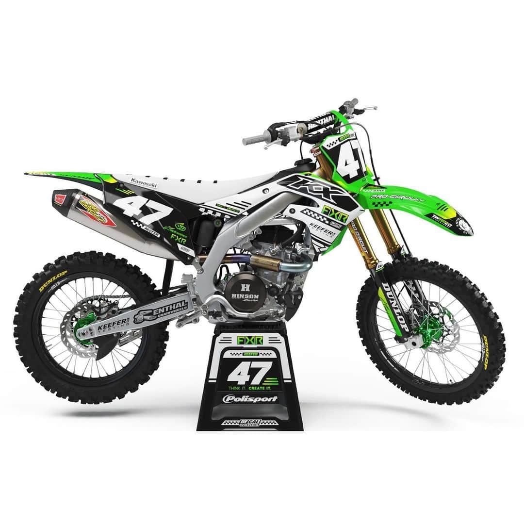 Racer X Onlineのインスタグラム：「Complete our readers' choice survey for the chance to get prizes like custom graphics, Toolbox, e-bikes, gear bags and more 🎁 LINK IN BIO ➡️ @RacerXOnline」