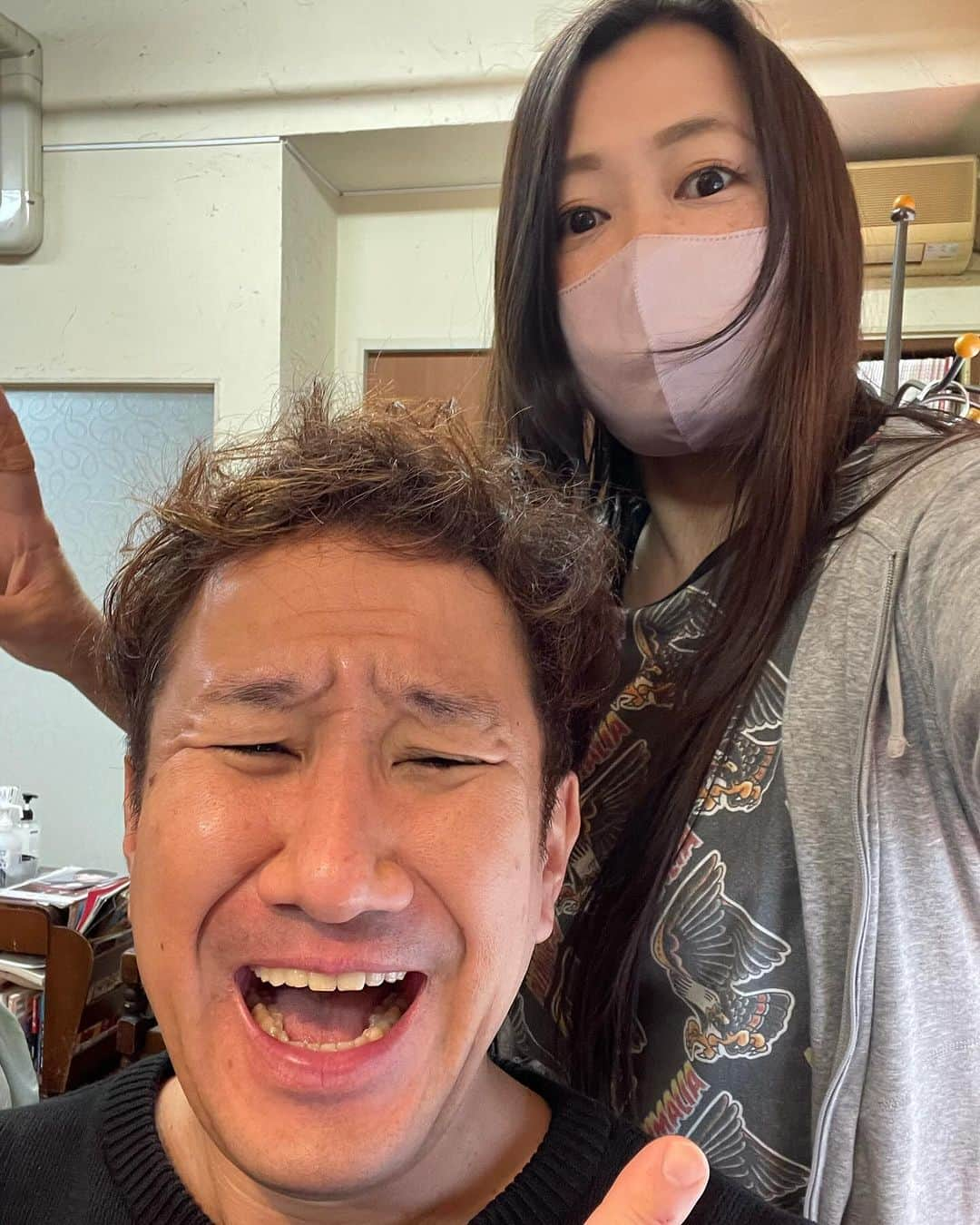 杉本知香さんのインスタグラム写真 - (杉本知香Instagram)「福ちゃん&池谷くんスッキリー✂️✨  #中目黒美容室 #ガリットチュウ福島#ガリットチュウ#福島善成 #ジョイマン池谷#ジョイマン#ありがとうオリゴ糖」11月28日 18時39分 - sugimotoc