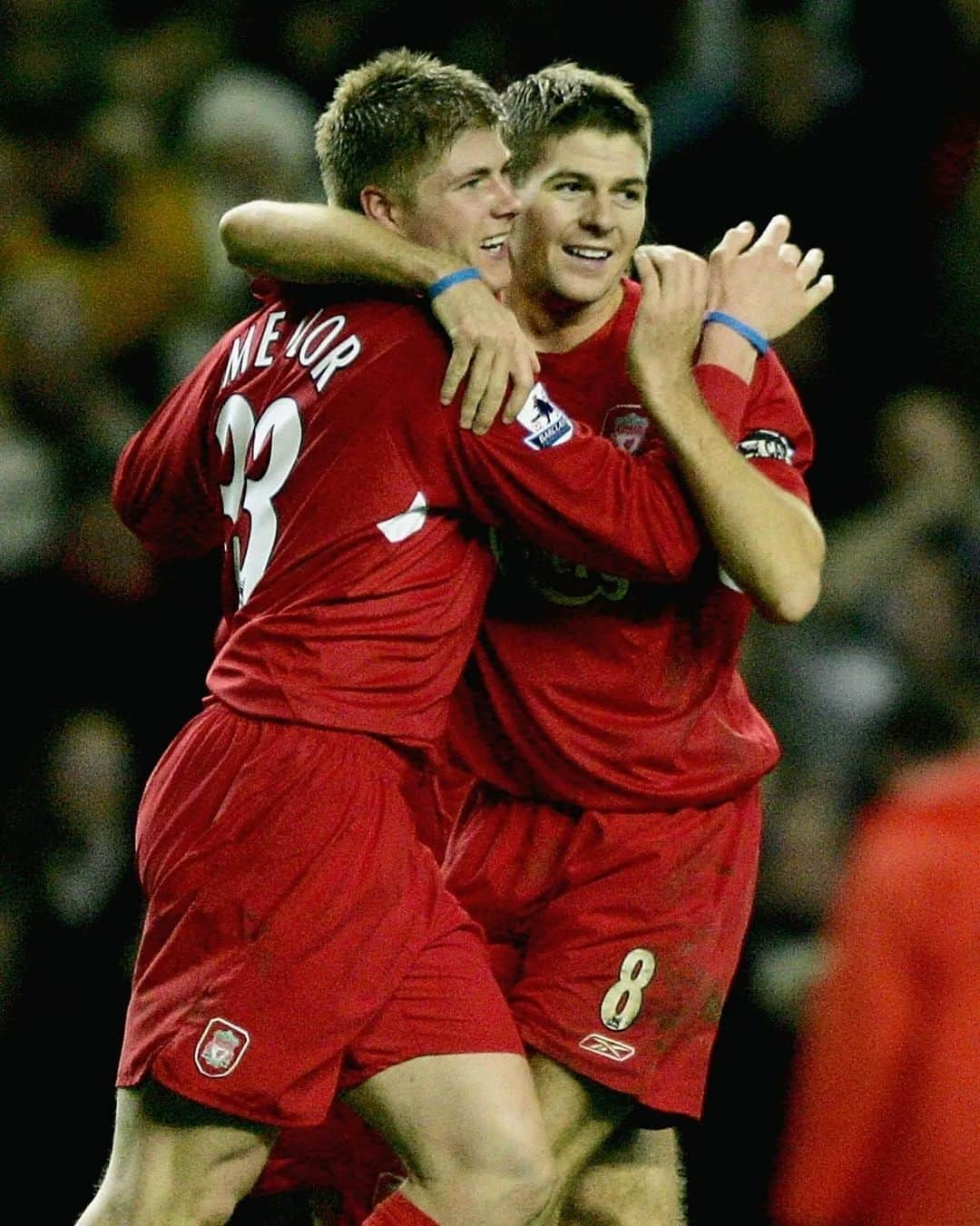 リヴァプールFCのインスタグラム：「@nmellor33's unforgettable winner at the Kop end to see past the Gunners 💥 On this day in 2004 💫」