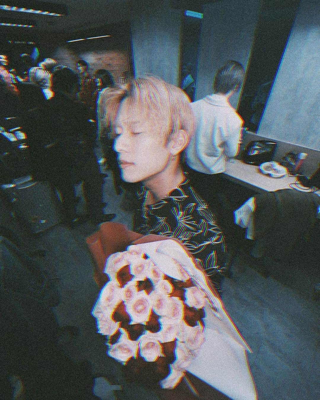 深堀未来のインスタグラム：「Beautiful flower from BALLY’S❤️🌹💐  #BALLISTIKBOYZ #ミクマサ結婚」