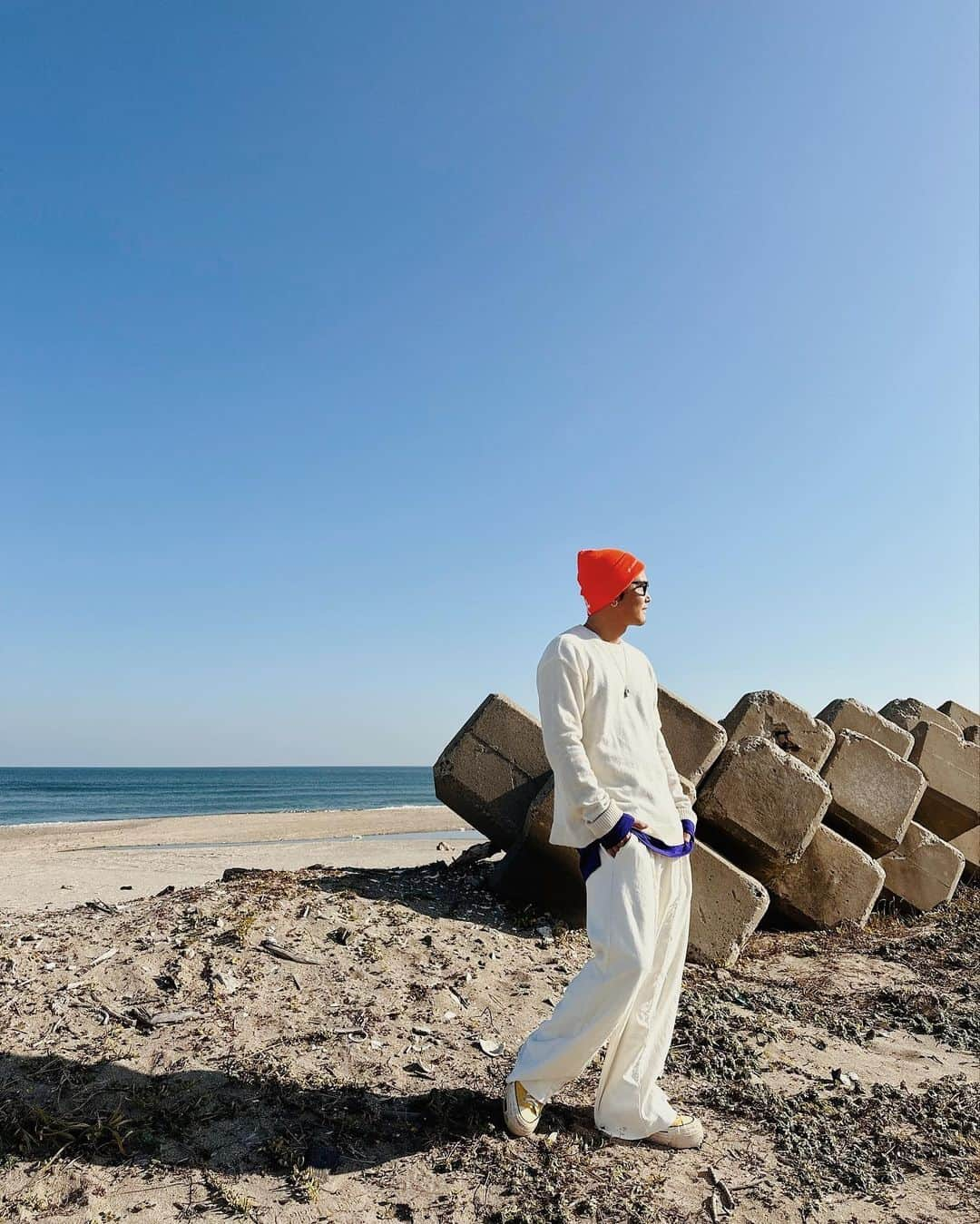 大志（DOWBL）さんのインスタグラム写真 - (大志（DOWBL）Instagram)「朝活🏄‍♂️して、  海鮮丼に天ぷら蕎麦に食べ過ぎた😋  来月からまた減量頑張るぞー  #波乗り #サーフィン」11月28日 19時08分 - taishi.s.n