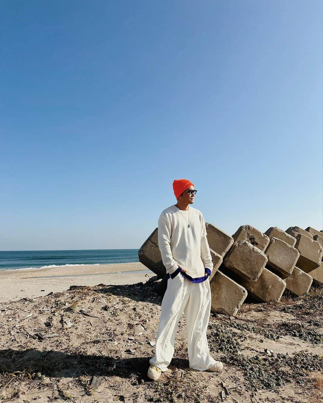 大志（DOWBL）さんのインスタグラム写真 - (大志（DOWBL）Instagram)「朝活🏄‍♂️して、  海鮮丼に天ぷら蕎麦に食べ過ぎた😋  来月からまた減量頑張るぞー  #波乗り #サーフィン」11月28日 19時08分 - taishi.s.n