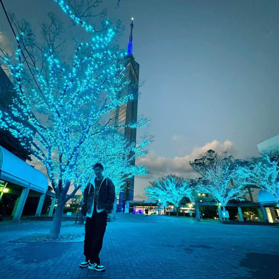 MAKIDAIさんのインスタグラム写真 - (MAKIDAIInstagram)「FUKUOKA CP ありがとうございました🙏🏻✨ #fukuokatower」11月28日 19時11分 - exile_makidai_pkcz