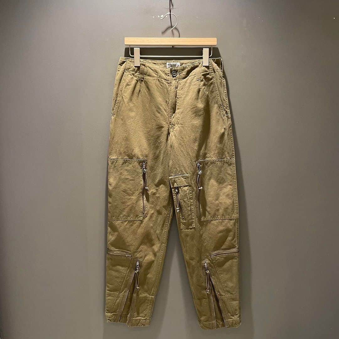 BEAMS JAPANさんのインスタグラム写真 - (BEAMS JAPANInstagram)「＜C.E＞ Mens YOSSARIAN PANTS ¥41,800-(inc.tax) Item No.11-24-1252 BEAMS JAPAN 2F ☎︎03-5368-7317 @beams_japan #ce #cavempt #beams #beamsjapan #beamsjapan2nd Instagram for New Arrivals Blog for Recommended Items」11月28日 19時19分 - beams_japan