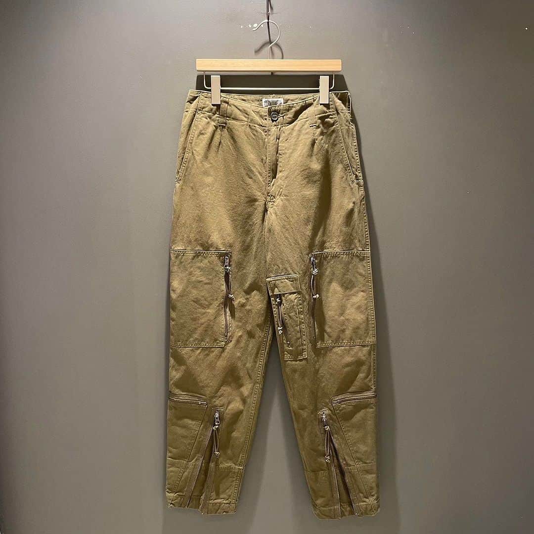 BEAMS JAPANのインスタグラム：「＜C.E＞ Mens YOSSARIAN PANTS ¥41,800-(inc.tax) Item No.11-24-1252 BEAMS JAPAN 2F ☎︎03-5368-7317 @beams_japan #ce #cavempt #beams #beamsjapan #beamsjapan2nd Instagram for New Arrivals Blog for Recommended Items」