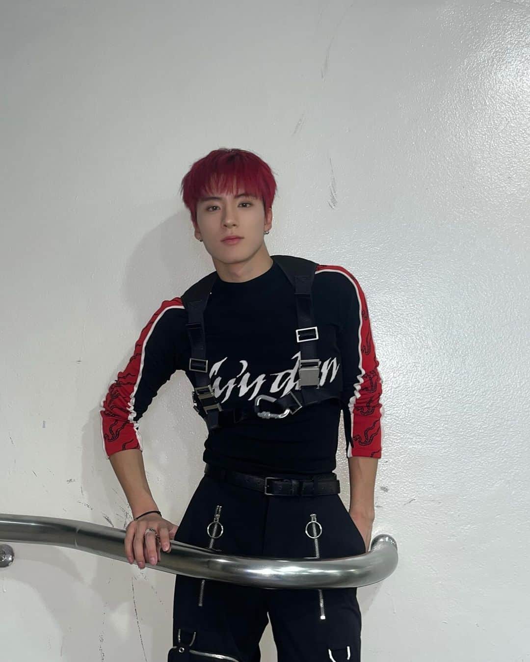 THE BOYZのインスタグラム：「‘WATCH IT’ 더비 덕분에 행복하고 즐거웠습니다 😆❤️ #THEBOYZ #ERIC」