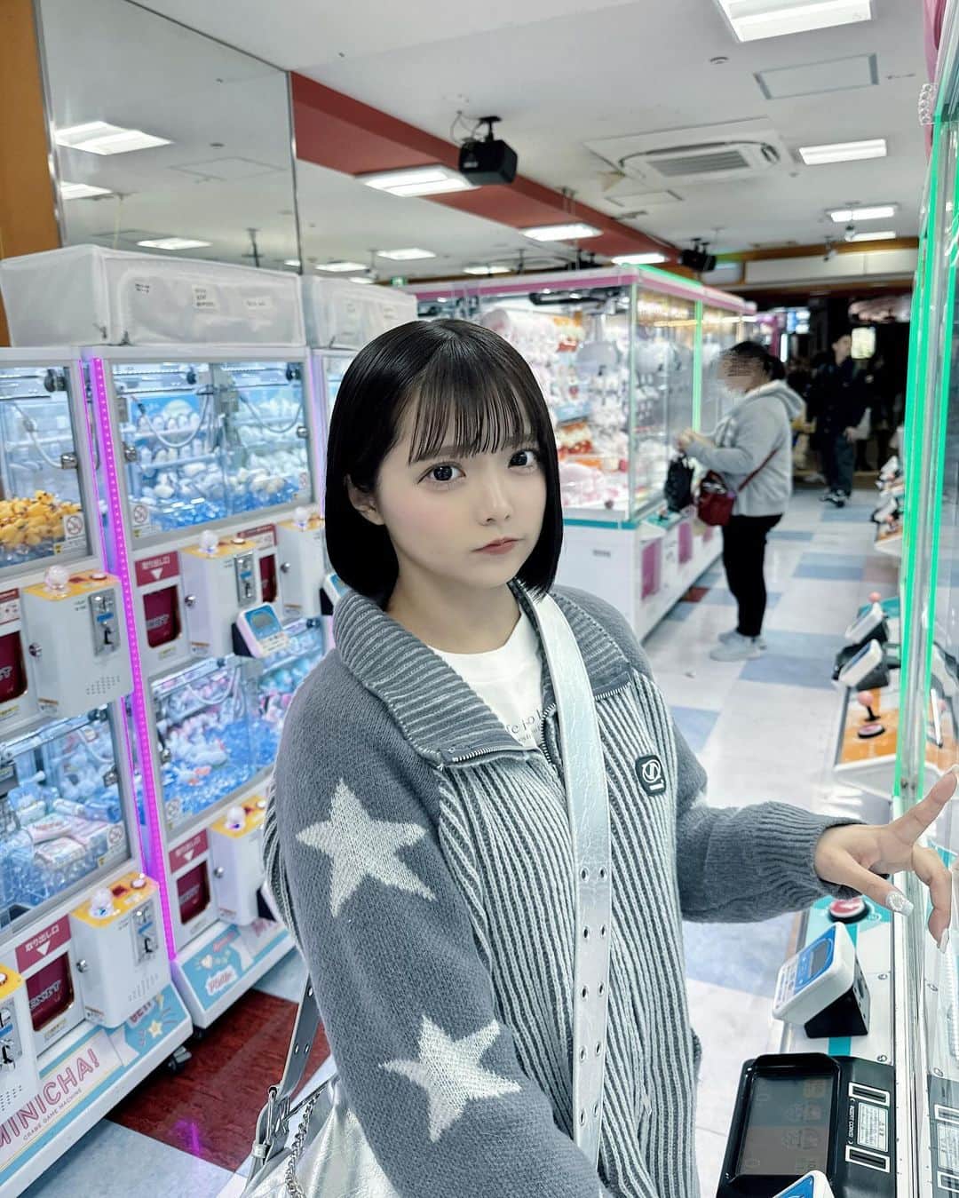 のインスタグラム：「👽👽 . UFOキャッチャー苦手すぎるけどそもそも欲しいものが景品になかなかないんだよねっていう強がり👊🏻👊🏻」