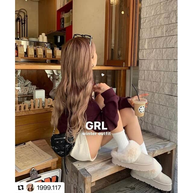 GRLのインスタグラム：「【👆画像をタップすると購入できるよ👆】 @1999.117 さん にGRL商品着用して頂いております💕 ありがとうございます✨ . @grl_official #グレイル #grl #プチプラ #ootd #fashion #プチプラコーデ #outfit #ファッション #可愛い #かわいい #コーデ #コーディネート #cute #大人カジュアル #カジュアルコーデ #GRL購入品 #グレイル購入品 #購入品 #grlコーデ #グレイルコーデ #ムートンブーツ #ボアジャケット #キルティングジャケット」