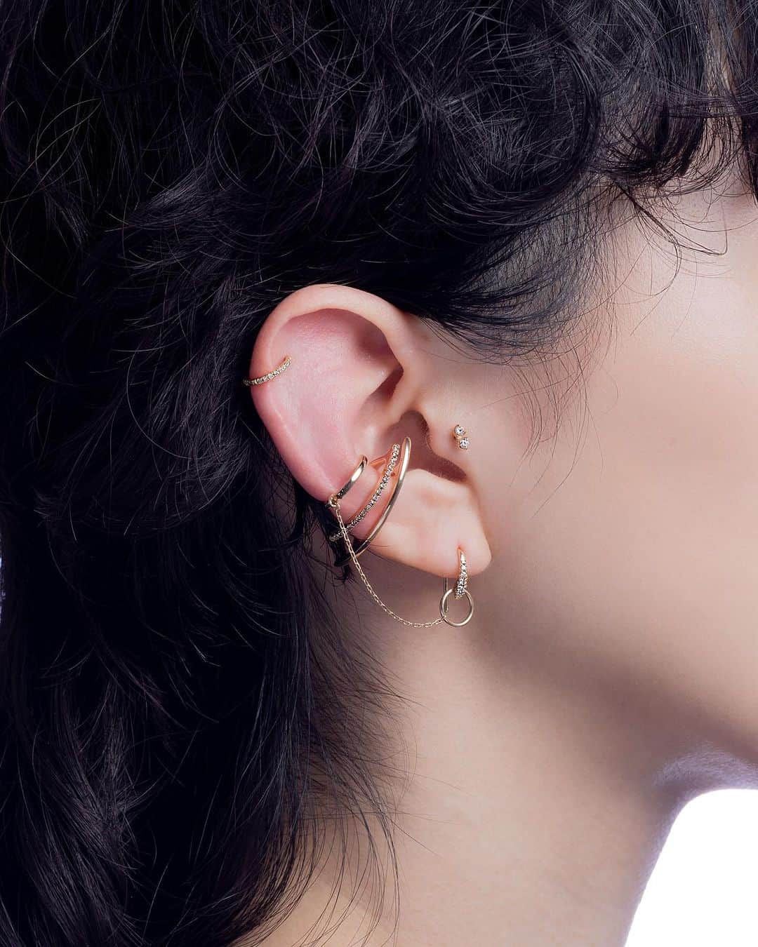 Hirotaka Jewelryさんのインスタグラム写真 - (Hirotaka JewelryInstagram)「STYLING INSPIRATION #hirotakajewelry」11月28日 11時01分 - hirotakajewelry