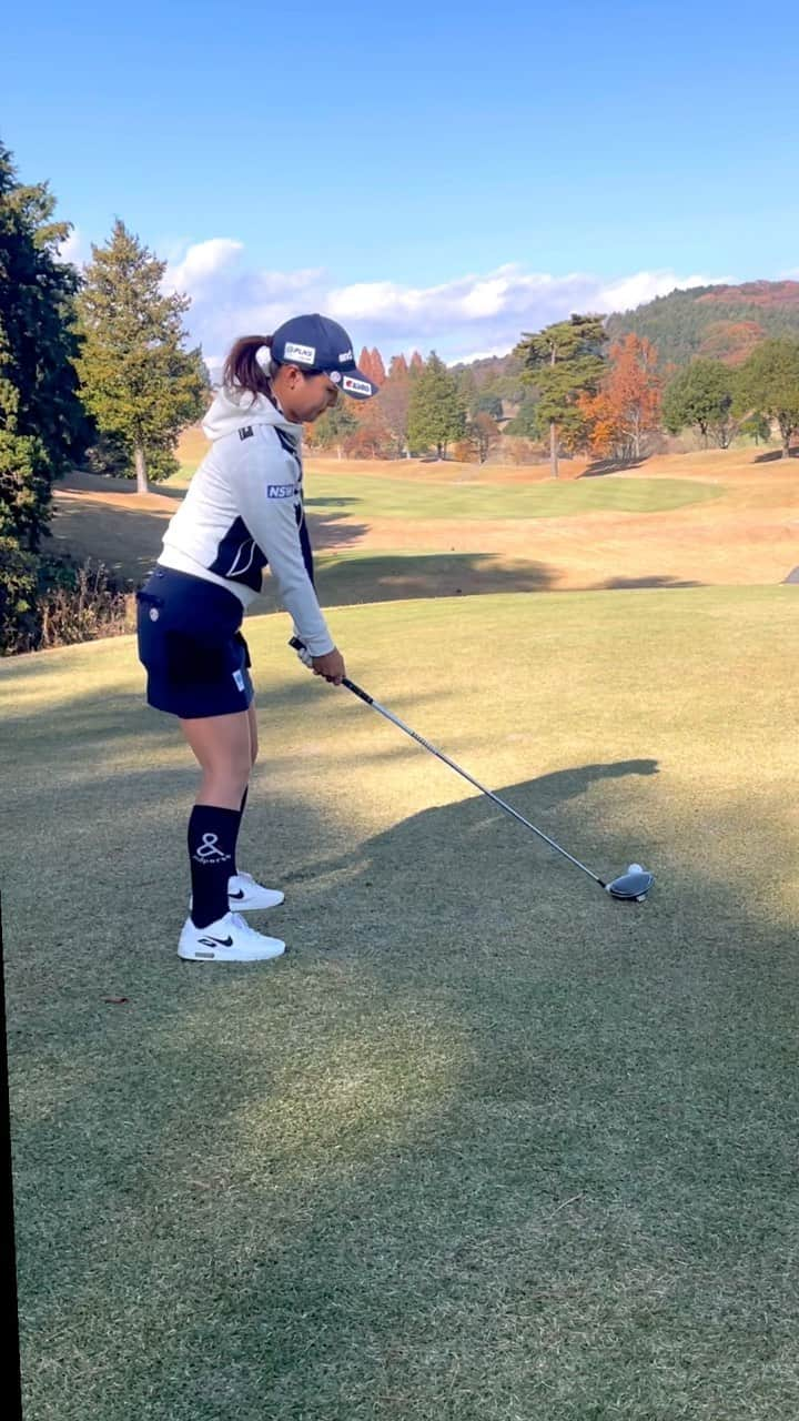 荒川侑奈のインスタグラム：「ドライバー⛳️  #andperse #plネットワークサービス#toko-group#asmo#nsw#pgm#山伸マテリアル#jeep#daiwagroup#fivestartoto#daiwaprotech#entry#kasco#nike#modart#revopro#gokustretch」