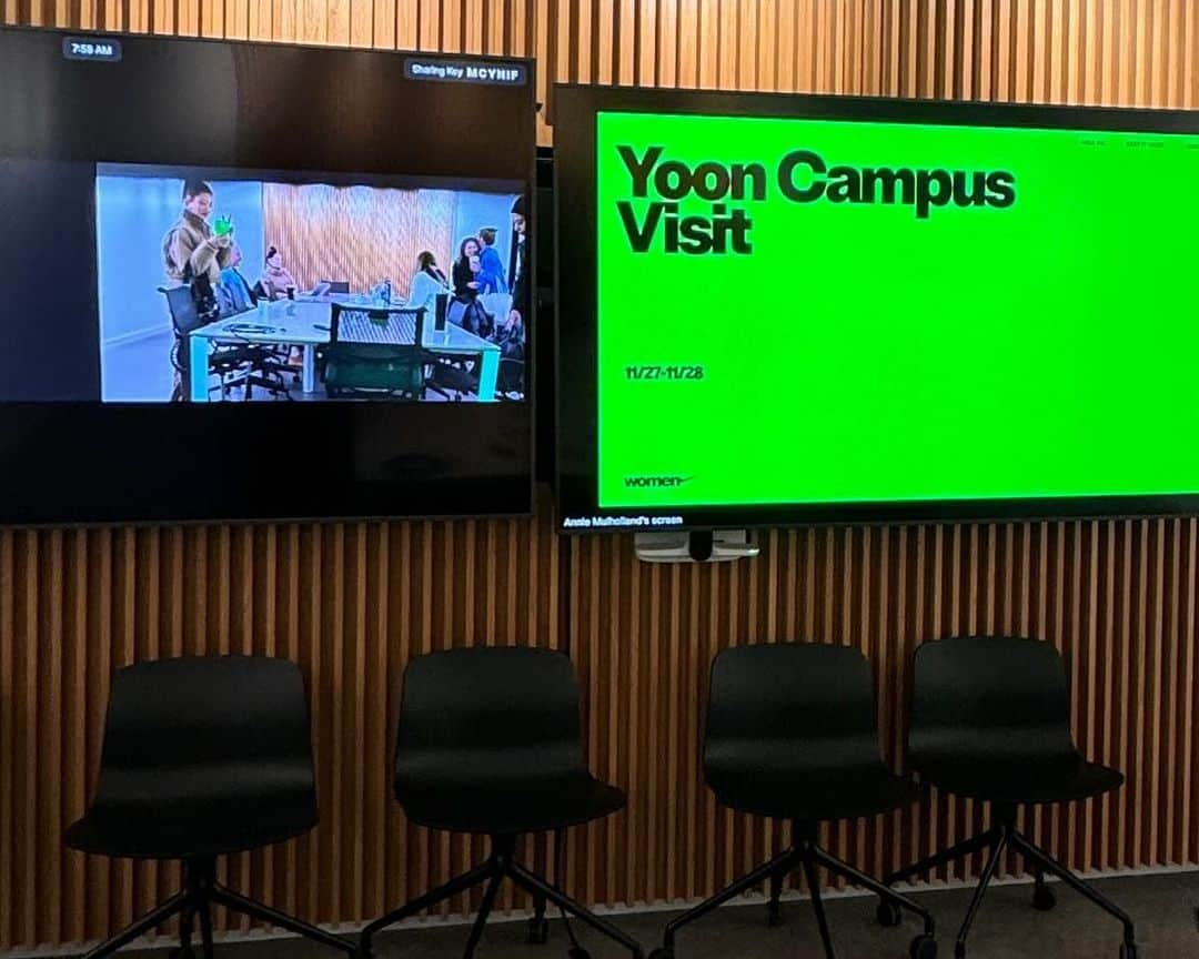 YOONさんのインスタグラム写真 - (YOONInstagram)「Find the 𝑩𝑬𝑺𝑻 ideas, not the consensus ideas. 🧠#NIKE CAMPUS CLASSES🤘🏽😌🖤 BIG MOVES WIP 🖤」11月28日 11時55分 - yoon_ambush