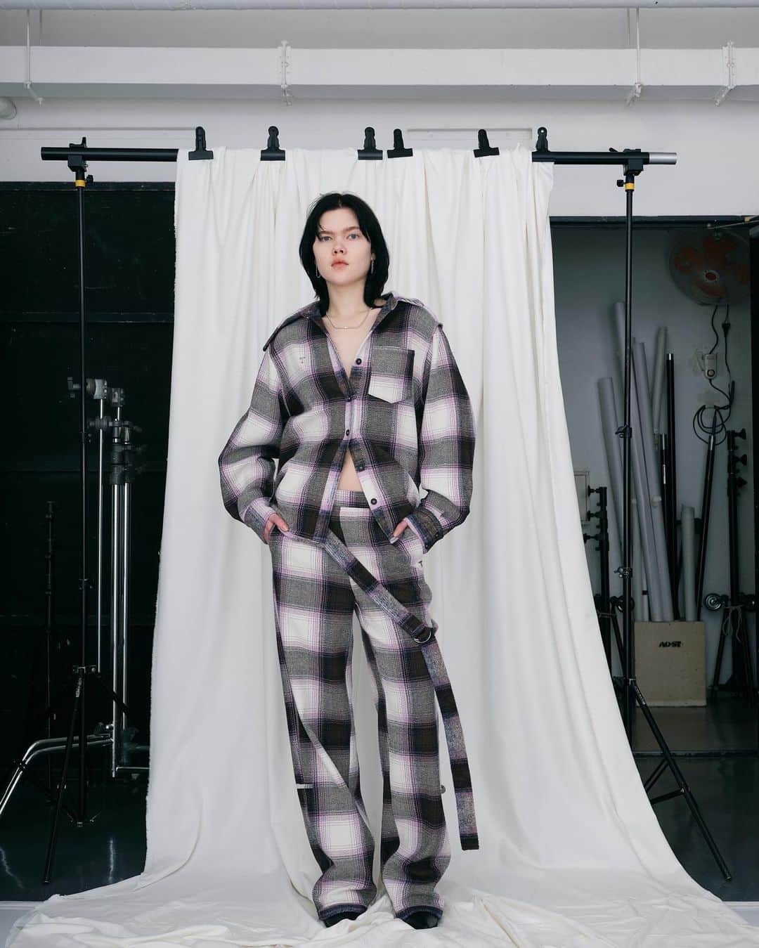 パメオ・ポーズのインスタグラム：「【2023 AW COLLECTION】 ✔︎925 BALL CHAIN NECKLACE ✔︎ICON FLANNEL SHIRTS ✔︎ICON FLANNEL PANTS #pameopose #2023aw」