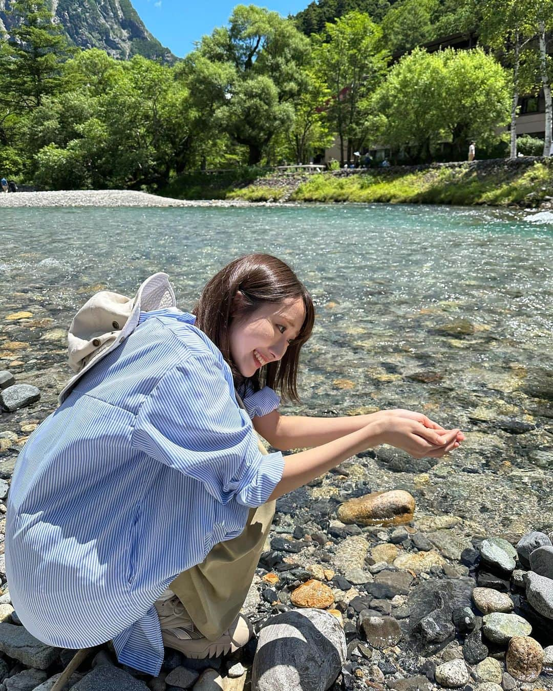 塚本颯来のインスタグラム：「お知らせ📢  11/27~12/3の期間、新宿駅と名古屋駅で 松本市の観光PRのポスターが掲出されています！  新宿駅は京王新宿駅とJR新宿駅を結ぶ、京王線連絡通路(地下1階) 名古屋駅は改札内北通路、中央通路、南通路にて掲出されています！  お立ち寄りの際は、是非見てみてください！👀  #たびたび松本旅  #松本市観光」