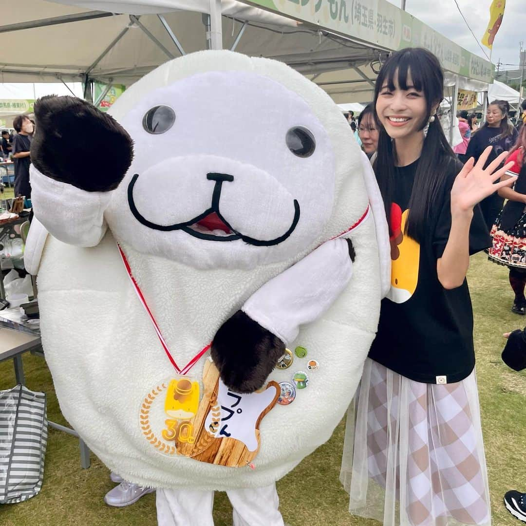 寺嶋由芙のインスタグラム：「【東京上野 ラプくん】 上野名物ラムチョップのおいしさを広めるゆるキャラ(ﾟωﾟ) 「ラむちょっプ」ってことね(ﾟωﾟ) 食材が自分のことPRしてるタイプのキャラさん大好きなのでこれはかなり推せますね(ﾟωﾟ) ・ おしゃべりも上手で楽器も弾けて多彩なので今後のご活躍も楽しみ(ﾟωﾟ)♡ ・ #ご当地キャラカーニバル #ぐんま #ぐんまちゃん #ぐんまちゃん30周年 #ゆるキャラ #ご当地キャラ #アイドル #yuruchara #idol #japaneseidol #上野 #ラムチョップ #ラプく#羊」