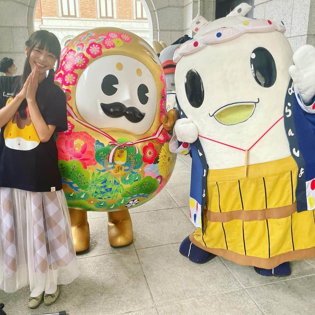 寺嶋由芙さんのインスタグラム写真 - (寺嶋由芙Instagram)「【石川県　ひゃくまんさん】 【福島県　飯坂温泉　ゆげお】 ・ 縁起が良さそうな和風の子達と(ﾟωﾟ)ひゃくまんさんはいつお会いしても運気が上がる感じがして嬉しい気持ちになる！ゆげおちゃんは景気のいい表情がかわいいね(ﾟωﾟ) ・ #ご当地キャラカーニバル #ぐんま #ぐんまちゃん #ぐんまちゃん30周年 #ゆるキャラ #ご当地キャラ #アイドル #yuruchara #idol #japaneseidol #石川県 #ひゃくまんさん #福島県 #飯坂温泉 #ゆげお」11月28日 12時31分 - yufu_terashima