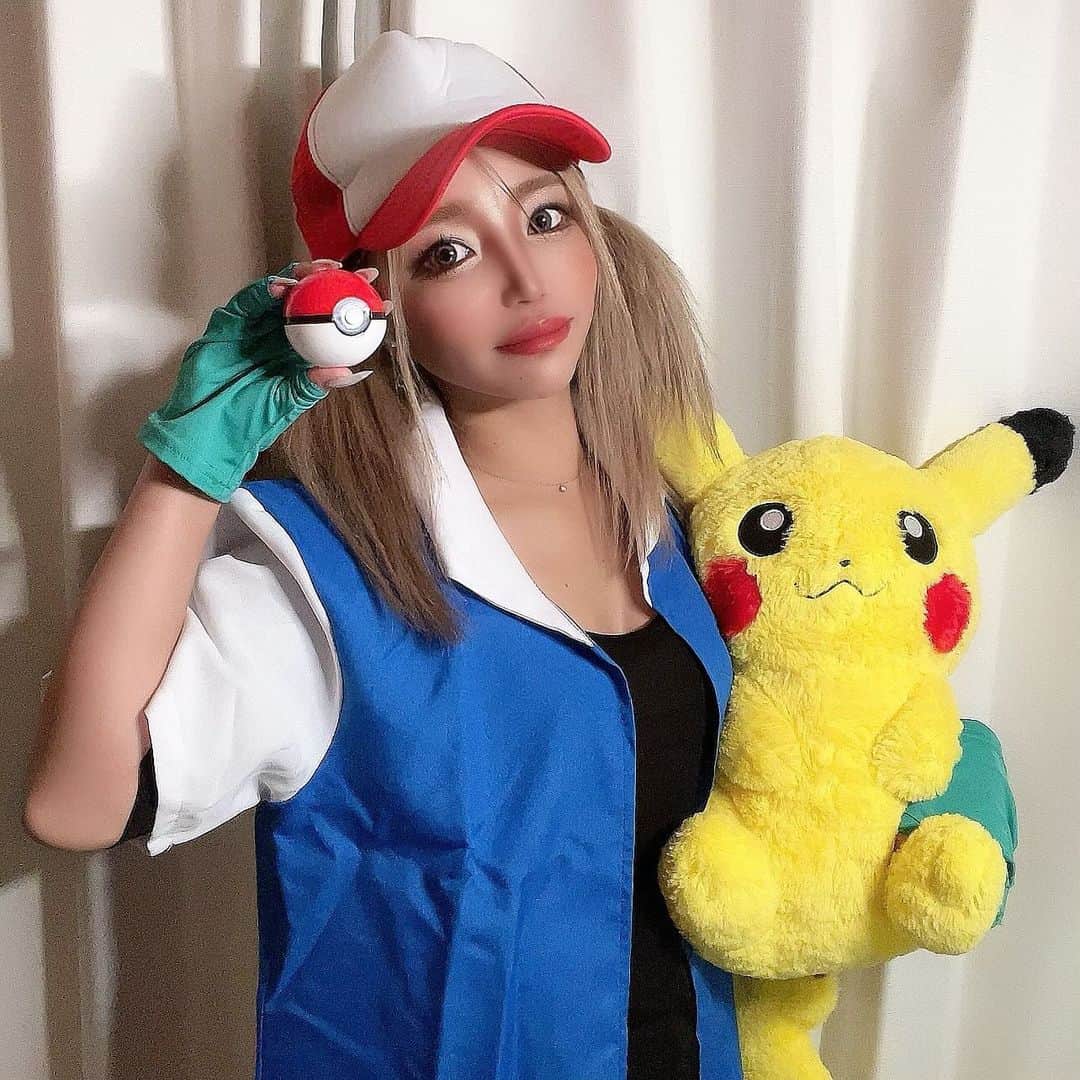 MII MAMAさんのインスタグラム写真 - (MII MAMAInstagram)「. . . いつかのさとし⚡️♥️💙 #ハロウィンコスプレ —————————————— 🔎White Style mi mama 良かったらチャンネル登録お願いします🙇🏽‍♀️ #YouTube#ユーチューバー#主婦ユーチューバー#MIIMAMA#チャンネル登録お願いします#2児ママ#年子ママ#ギャルママ#ぎゃるまま#アラサーママ#アラサー#30代#30代ママ#ホワイトインテリア#モノトーンインテリア#シンプルな暮らし#収納#ホワイト収納#イチナナ#イチナナライバー#専属ライバー#主婦ライバー#17LIVE#主婦YouTuber#ママYouTuber#ママライバー#幼稚園ママ#小学生ママ」11月28日 13時19分 - miimamachannel