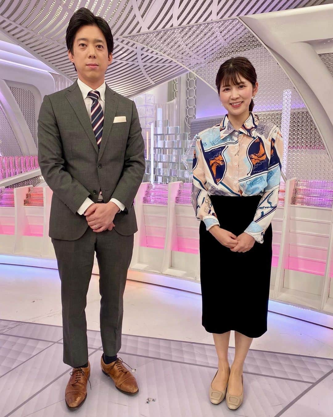 フジテレビ「Live News days」さんのインスタグラム写真 - (フジテレビ「Live News days」Instagram)「きょう東京都心では日中は22℃と10月並みの暖かさですが、夕方以降は気温が下がり冬の寒さになりそうです。  日本海側は転倒するほどの風が吹いているところもあるので、お出かけの際はお気をつけください。  竹内アナ トップス＆スカート　#wildlily @wildlily_daikanyama  #島田彩夏 #立本信吾 #安宅晃樹 #竹内友佳 #アナウンサー #フジテレビ #ライブニュースデイズ #livenewsdays #ファッション #コーディネート」11月28日 13時32分 - live_news_days