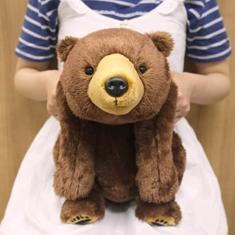 ヴィレッジヴァンガードオンラインストアさんのインスタグラム写真 - (ヴィレッジヴァンガードオンラインストアInstagram)「．🐻🍯  【癒しぬいぐるみ】ひざくまＭ BR  ひざシリーズにBIGサイズ！ ヒグマをモデルにした「ひざくま」が新登場！  ちょっとリアルなクマがかわいい🐻❤  #インテリア #かわいい雑貨 #おもしろ雑貨 #雑貨 #ヴィレヴァン雑貨 #ヴィレヴァン #ヴィレヴァンオンライン #ヴィレッジヴァンガード」11月28日 20時00分 - village_vanguard