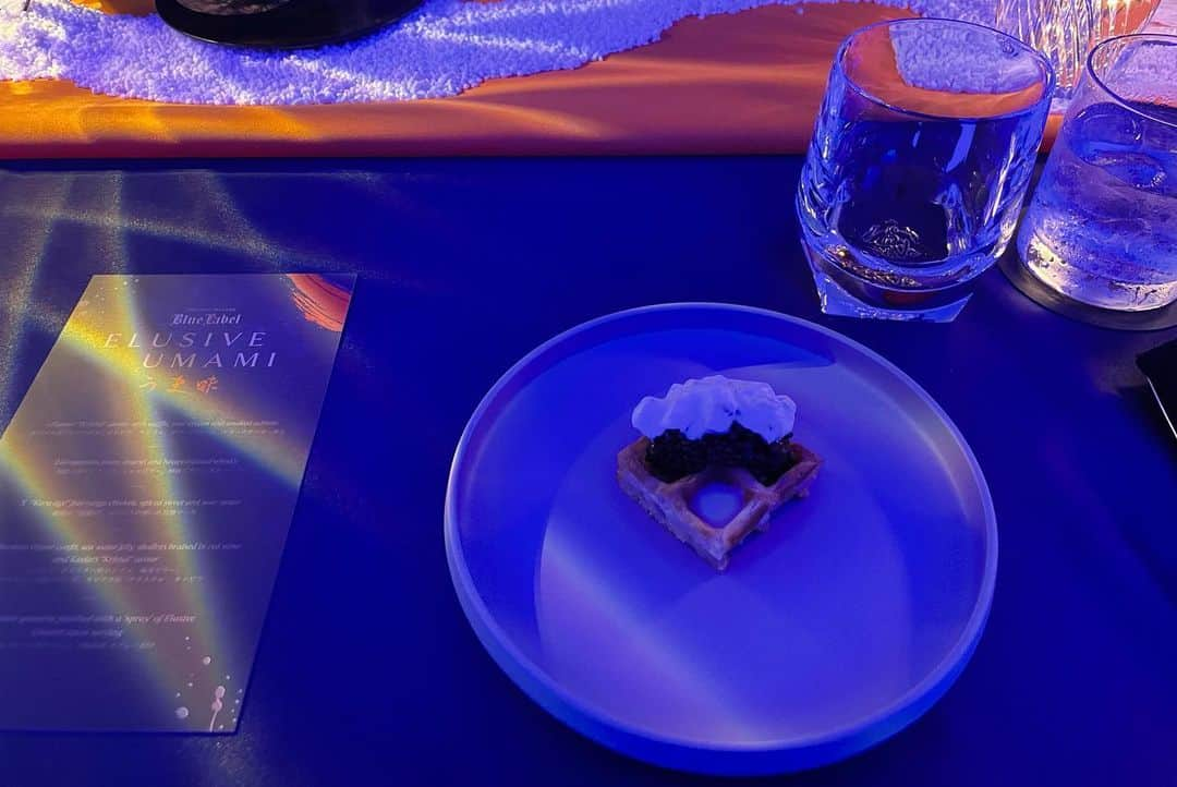 藤井萩花さんのインスタグラム写真 - (藤井萩花Instagram)「@johnniewalkerjapan  ジョニーウォーカーブルーラベル　ウマミ のイベントへ🥃  #PR#JWUMAMI#ジョニーウォーカーブルーラベル」11月28日 14時47分 - shukafujii___