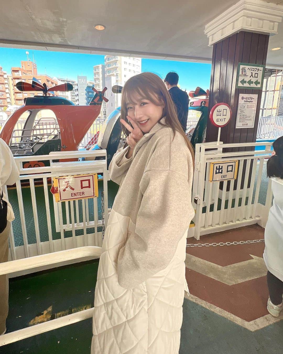 鎌田菜月さんのインスタグラム写真 - (鎌田菜月Instagram)「🌸🎡🎠  #浅草 #花やしき #浅草観光 #揚げ饅頭 #思い出グラム」11月28日 15時52分 - nacky_k829