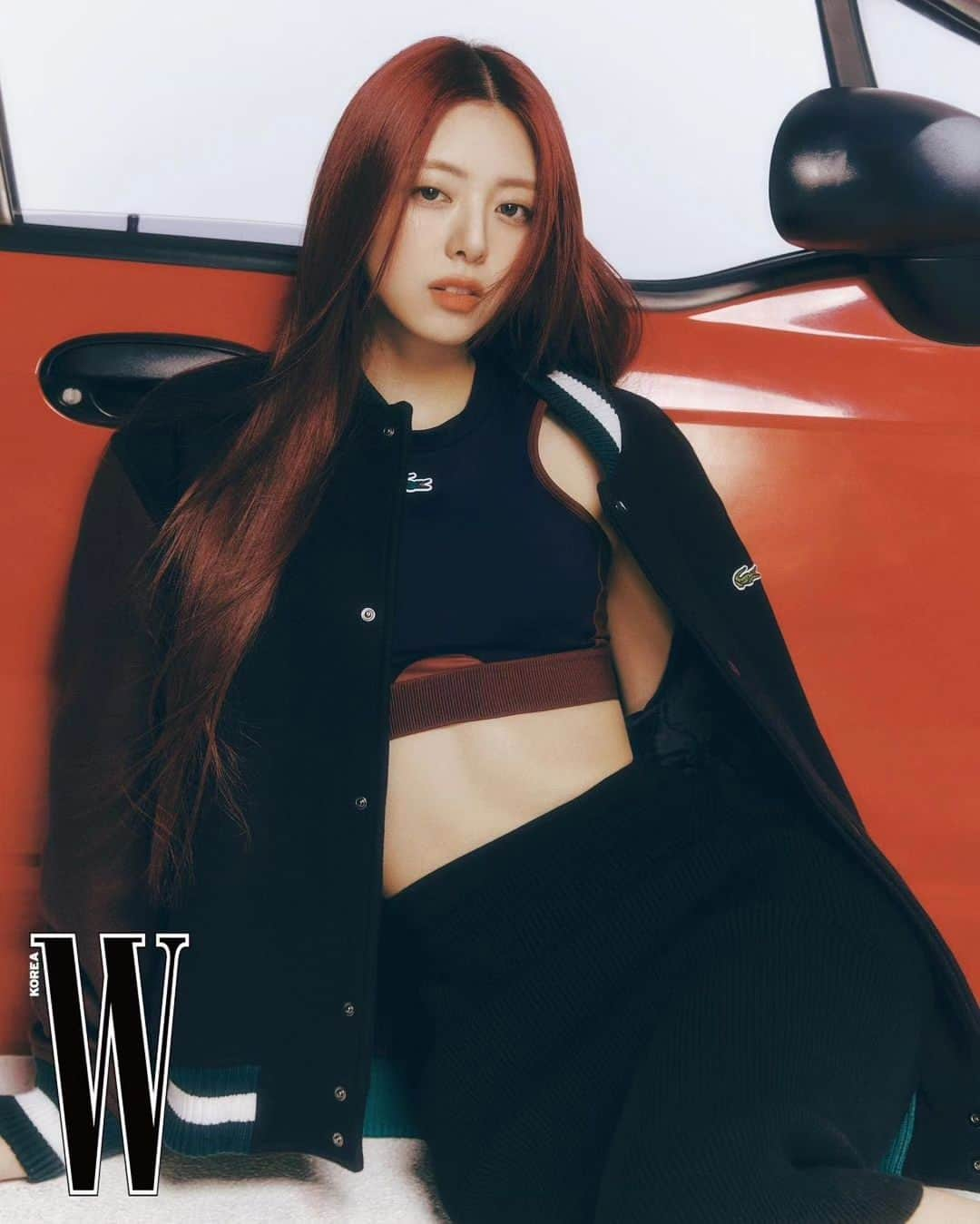 ユナのインスタグラム：「Slaaaay🤩  #ITZY #있지 #YUNA #유나 #jyp #jype #kpopl4l #straykids #ShinRyujin #신류진 #HwangYeji #Ryujin #Lia #LeeChaeryeong#Chaeryeong #채령 #ShinYuna #kpop#idol #girlgroup#twice#straykids#aespa#blackpink #yeji #예지#류진 #aespa #nmixx #explore #explorepage #bts」