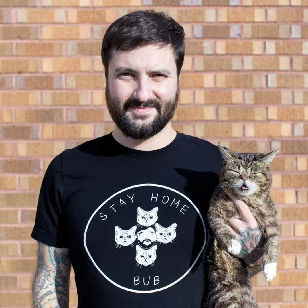 Lil BUBさんのインスタグラム写真 - (Lil BUBInstagram)「For Giving Tuesday, we've made every single out-of-print BUB Shirt (14 of them!) available at the link in BUB's bio (www.lilbub.com/store) - but for only two days!  Get 25% off and two free gifts with a $10 donation at check out to Lil BUB's Big FUND for Special Needs Pets  50% of net proceeds of today's sales in the BUB STORE benefit special needs pets.  Thanks to your support, we've assisted 408 special needs pets and facilitated 183 heartfelt adoptions. GOOD JOB BUB  #goodjobbub #lilbub #givingtuesday #lilbubsbigfund」11月29日 5時18分 - iamlilbub