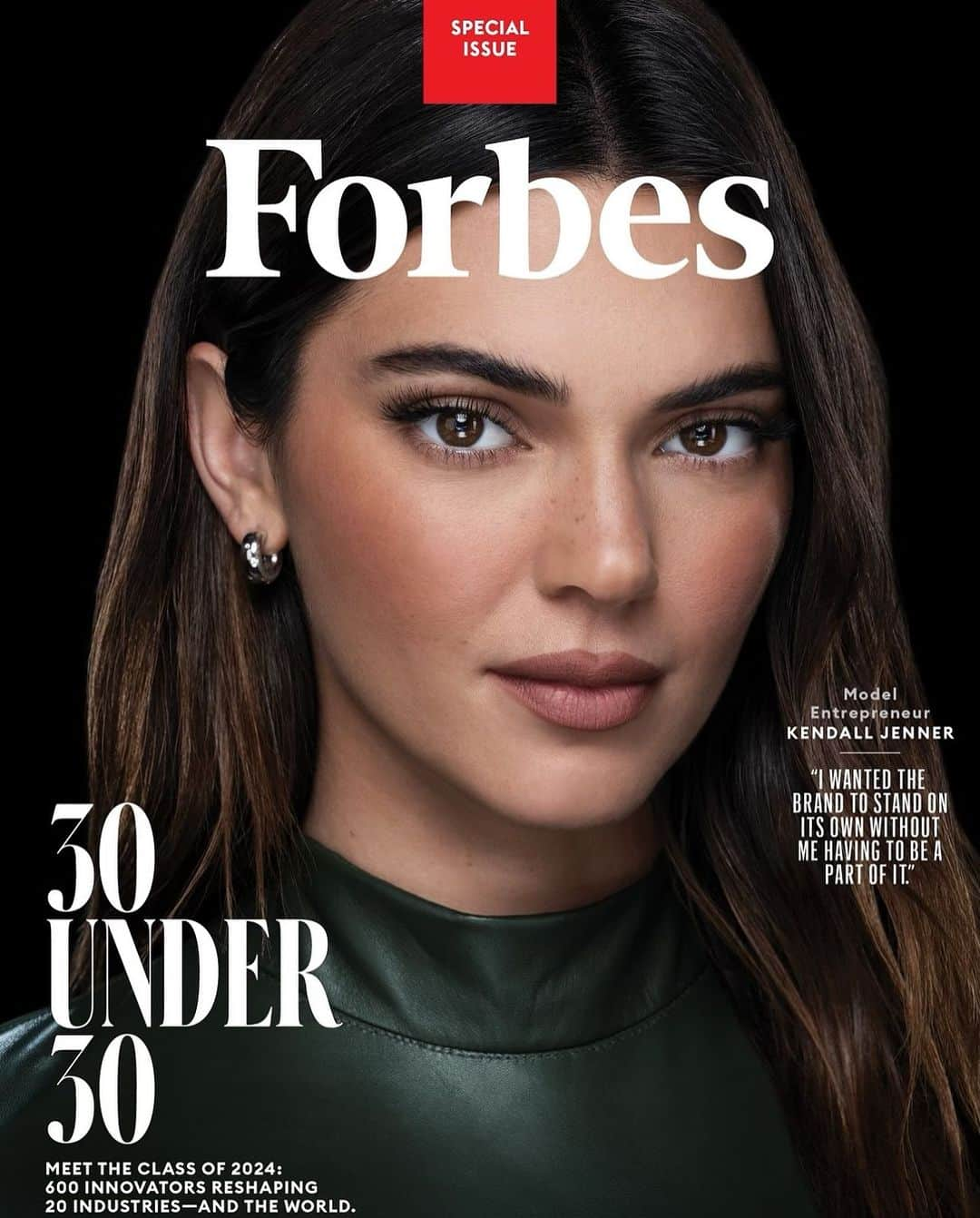 クリス・ジェンナーさんのインスタグラム写真 - (クリス・ジェンナーInstagram)「Kendall for @forbes 30 under 30!! I am so beyond proud of you @kendalljenner!!! I’ve watched you pour your heart and soul into everything you do and I know how hard you’ve worked to carve this incredible path for yourself. I have sat proudly and watched in awe as you’ve walked the runways of the best designers in the world, and sat with you in meetings for @drink818 where you’ve been able to focus your energies and creativity on building an amazing brand that is is not only delicious but also supports communities and focuses on social and environmental impact. You have an amazing worth ethic but an even more amazing heart, and you make me so proud every day. Congratulations Kenny. I love you beyond measure ♥️」11月29日 3時46分 - krisjenner