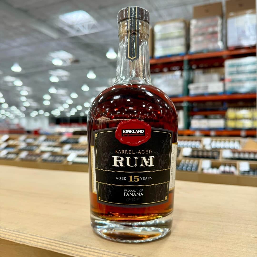Costcoのインスタグラム：「Add this Kirkland Signature™ 15-Year-Old Aged Rum to your collection! Please drink responsibly.」