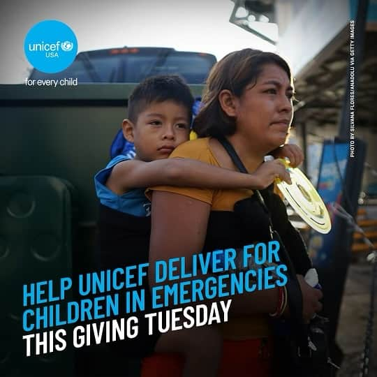 サルマ・ハエックさんのインスタグラム写真 - (サルマ・ハエックInstagram)「This #GivingTuesday, please join me in supporting an incredibly important cause close to my heart. @UNICEF works tirelessly to provide aid, care, and hope to children and families affected by armed conflicts, extreme weather, and public health crises, which are threatening more of the world's children than ever before. Including the heartbreak of Hurricane Otis and its effects on Acapulco. The resilience of our people is inspiring, but the pain is real, and the need for support is urgent. Join me in supporting this important cause at the link here or in my bio bit.ly/3SF0q0B  Este #GivingTuesday, únete a mí para apoyar una causa increíblemente importante que está cerca de mi corazón. @UNICEF trabaja incansablemente para brindar ayuda, cuidado y esperanza a niños y familias afectados por conflictos armados, condiciones climáticas extremas y crisis de salud pública, que amenazan a más niños en el mundo que nunca antes. Incluyendo la desolación del huracán Otis y sus efectos en Acapulco. La resiliencia de nuestra gente es inspiradora, pero el dolor es real y la necesidad de apoyo es urgente. Únete a mí en apoyar esta importante causa en el enlace aquí o en mi biografía bit.ly/3SF0q0B.」11月29日 4時03分 - salmahayek