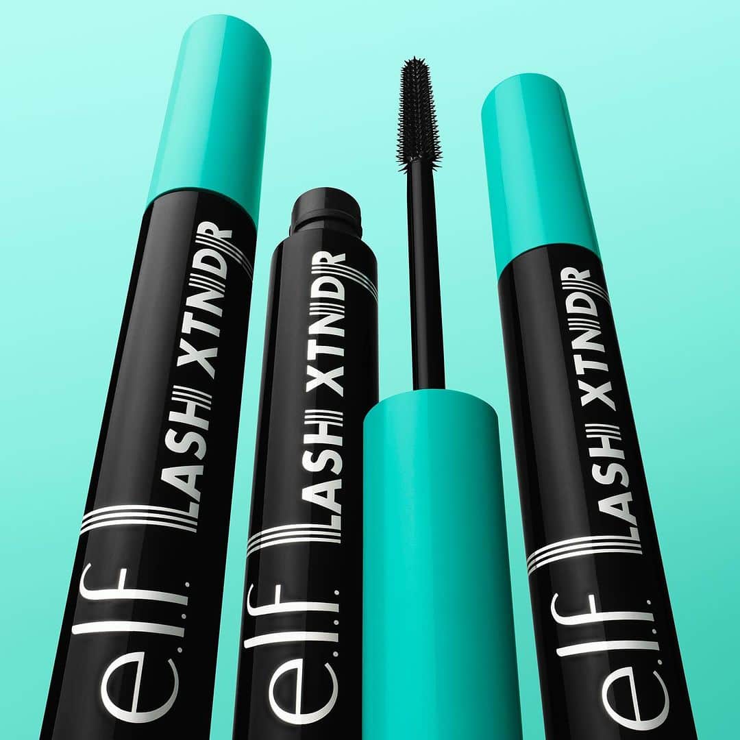 e.l.f.さんのインスタグラム写真 - (e.l.f.Instagram)「Ready to take your lashes to xtreme length? 🙌  ✨NEW✨ Lash XTNDR Mascara is NOW AVAILABLE on elfcosmetics.com! Swipe for the before and after 👀  This long-lasting & buildable formula wraps lashes in lightweight tubes for lashes that extend beyond your natural length! 🌟 This clump, flake AND smudge resistant mascara is infused with 5% Jojoba seed oil to nourish lashes. 😍   Tap to shop all 3 shades for ONLY $7 each 🤩 AVAILABLE NOW on elfcosmetics.com for US, Canada, UK & EU residents! 🇺🇸🇨🇦🇬🇧   🇺🇸: Available now on elfcosmetics.com, coming exclusively to @target in-store & online later this year 🇨🇦: Available now on elfcosmetics.com, coming exclusively to @shoppersbeauty early 2024 🇬🇧: Available now on elfcosmetics.co.uk, coming in-store & online to @superdrug & @bootsuk early 2024, coming online to @beautybaycom, @sephorauk, @asos and @amazonuk early 2024 EU: Available now on elfcosmetics.com, coming in-store & online to @douglas_cosmetics and @amazonde early 2024  #elfcosmetics #elfingamazing #eyeslipsface #crueltyfree #vegan」11月29日 5時01分 - elfcosmetics