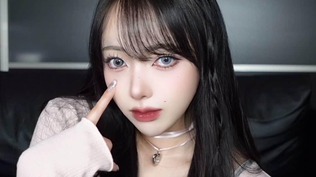 葉月ひまりのインスタグラム：「毎日メイク撮ったのでYouTube見てねꕀ🎀 ͗ ͗」
