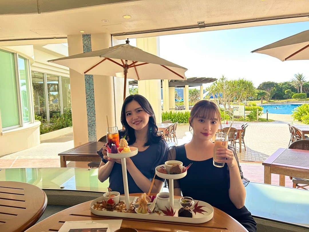 太田理恵のインスタグラム：「沖縄でもアフターヌーンティー☺️」