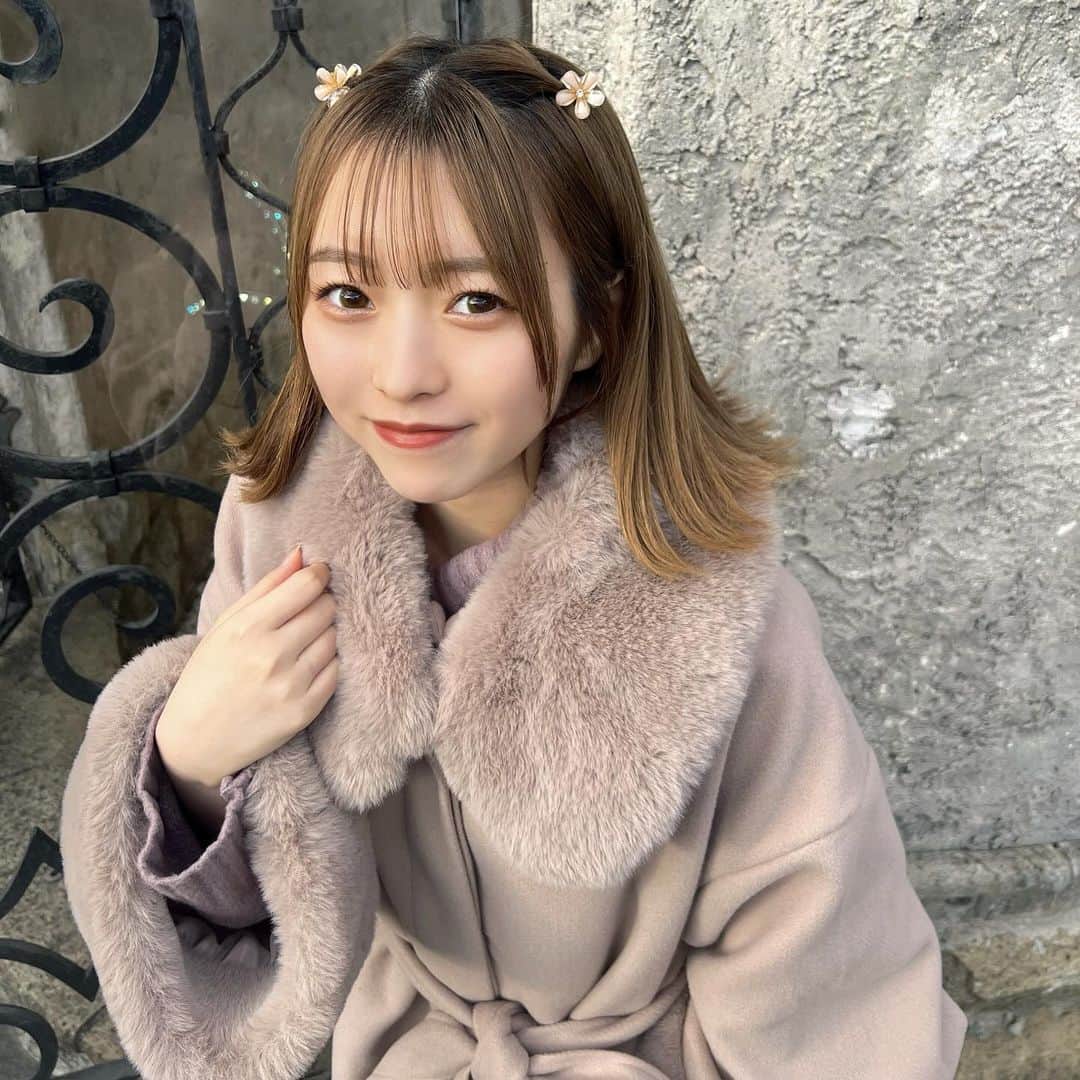 右近心優さんのインスタグラム写真 - (右近心優Instagram)「このコート可愛いしあったかい♡♡ おきにいってる🫶🏻🎀   #winter  #冬コーデ  #ボブ  #ボブアレンジ」11月28日 20時48分 - miyu_.0913