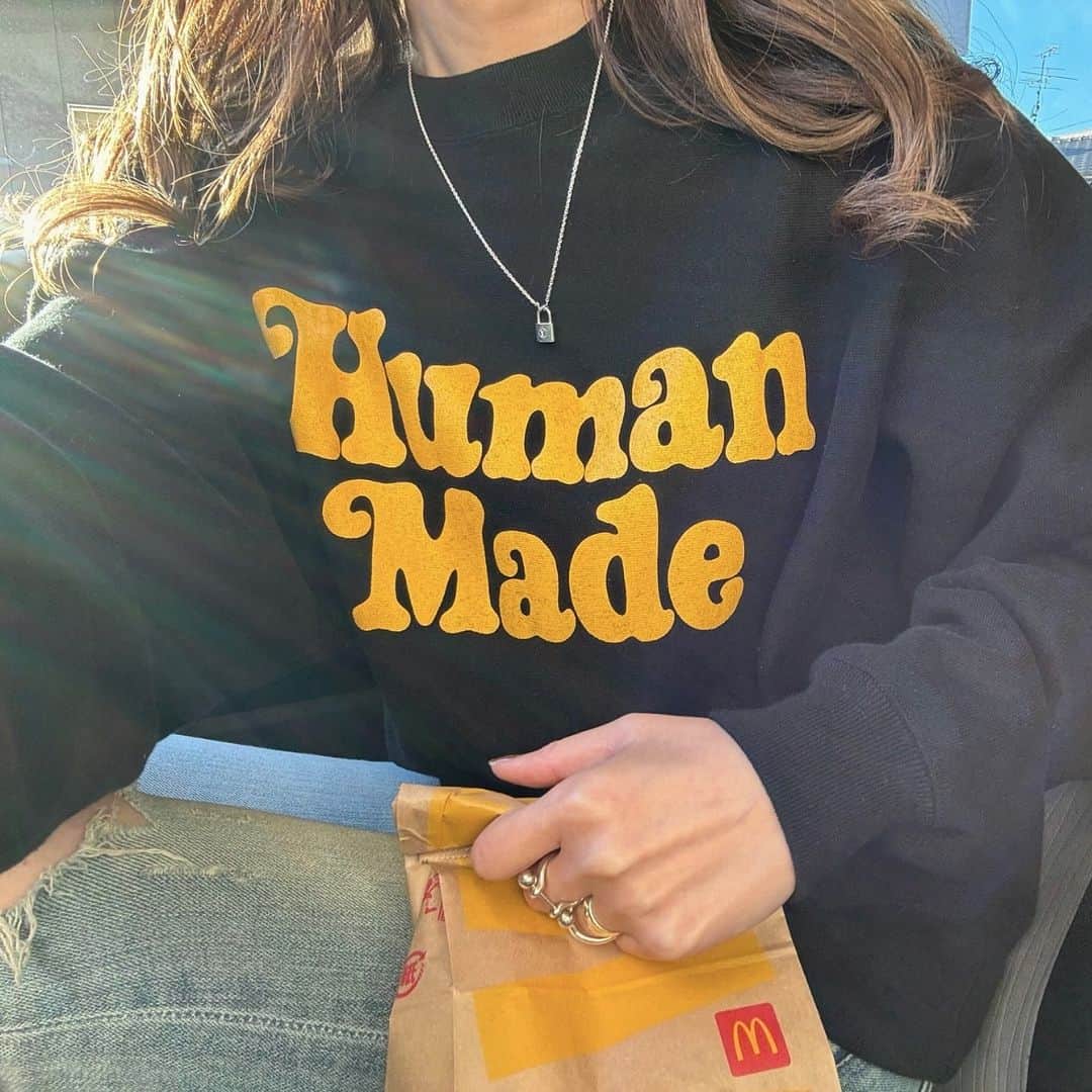 Maiさんのインスタグラム写真 - (MaiInstagram)「・ 🍟🍔🥤  @humanmade についてよく質問頂きますが、スウェットはMサイズを着てます🌈  #humanmade #louisvuitton #mcdonalds」11月28日 21時24分 - maimaimai1016