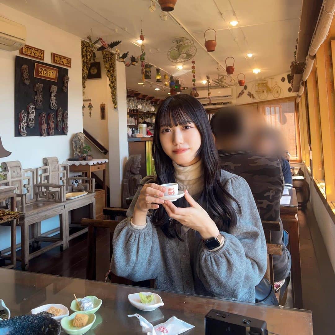 西嶋菜々子さんのインスタグラム写真 - (西嶋菜々子Instagram)「初台湾！1日目は九份に☺️ 期待通りの街だった！丁度いい広さで回りやすかったし、お目当てのお茶屋さんにも行けたから大満足🍵 夜までいて提灯点るところ見たいと思ったけど時間ありすぎて断念！絶対また来る！   #台湾観光  #台湾  #台北  #九份」11月28日 21時28分 - nanako_nishijima