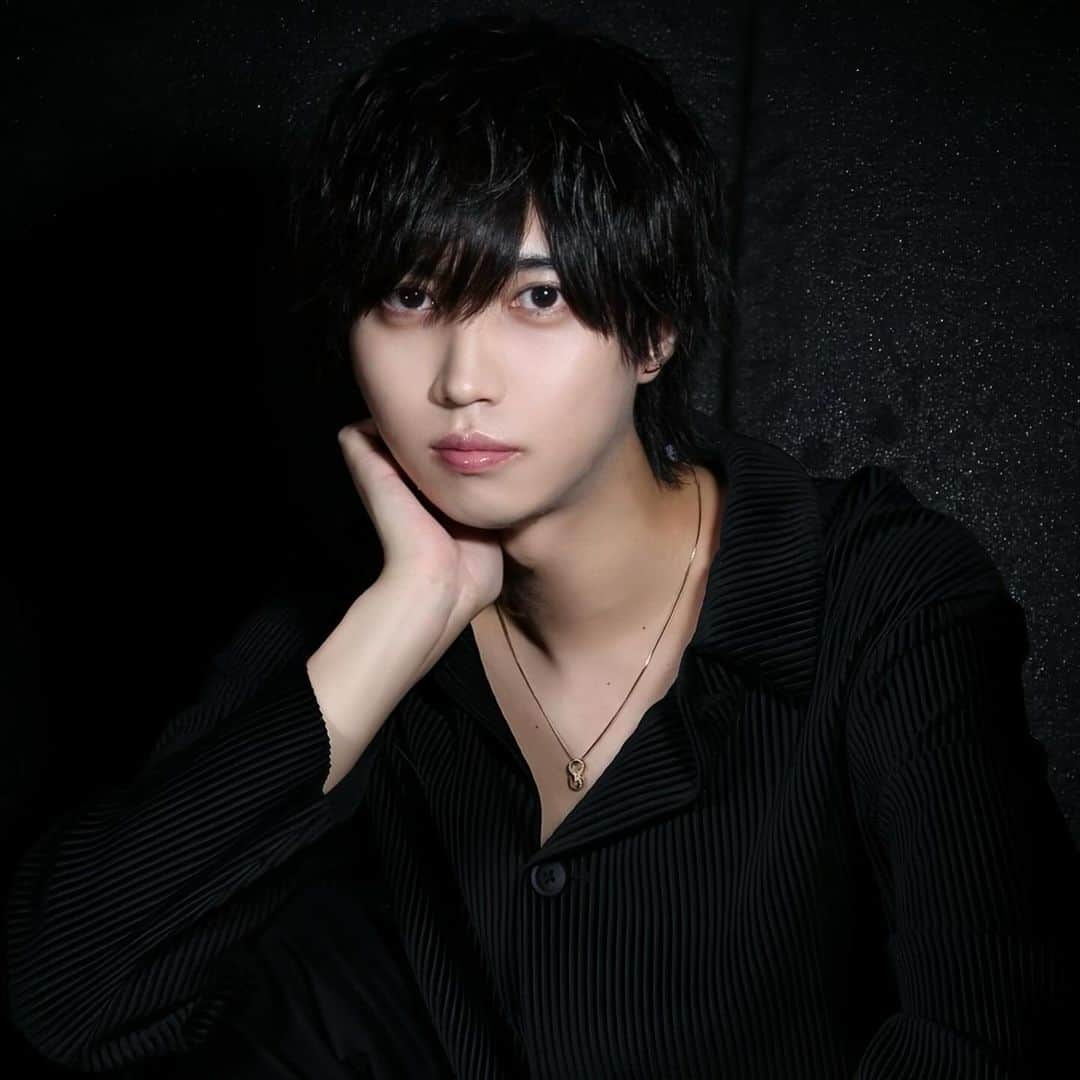 TOPDANDY-本店-のインスタグラム：「Nagase ren 永瀬 レン  ジャニーズ顏のスーパーイケメン🤩✨ しゃべりも上手で親しみやすく 皆んなの人気者です‼️🍾」
